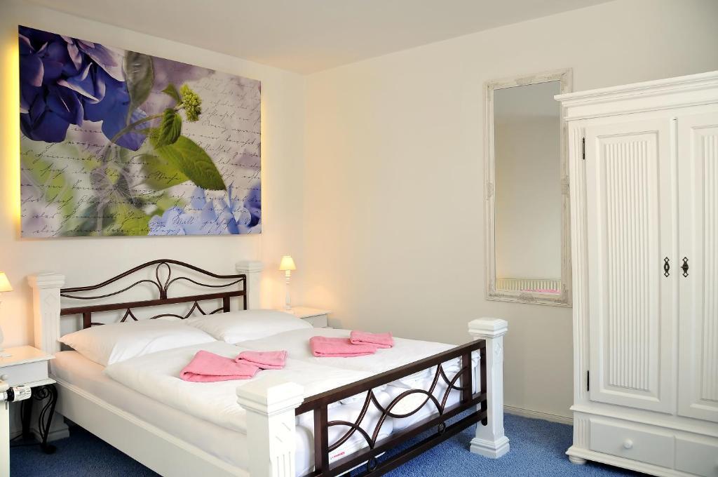 Pension Altstadt Moench In Top Lage Preis Inclusive 5 Prozent Bettensteuer Und Fruehstueck Stralsund Exterior photo